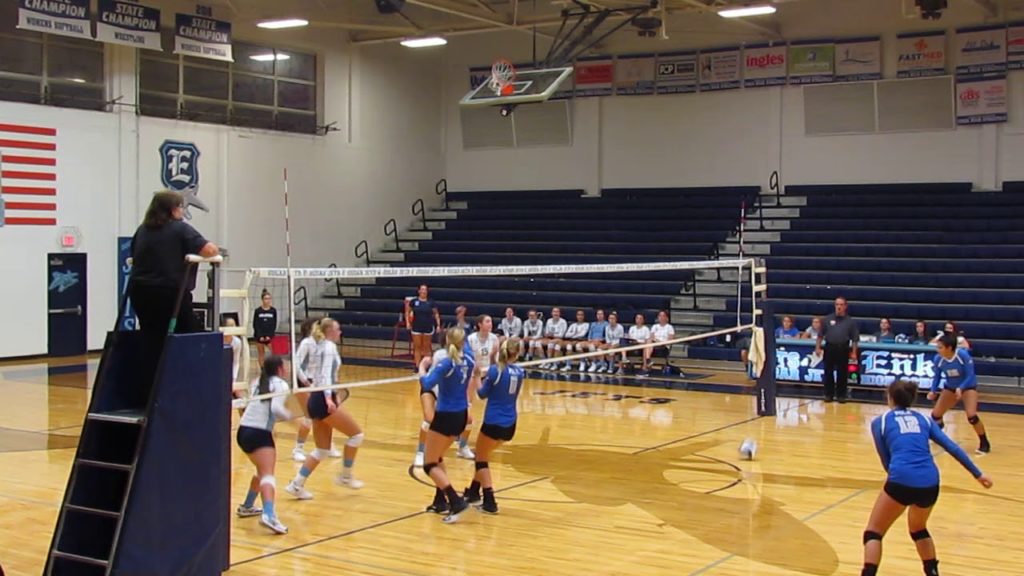 2018 Neely Bennett - Hit at :08 seconds (MB, #11-white jersey)