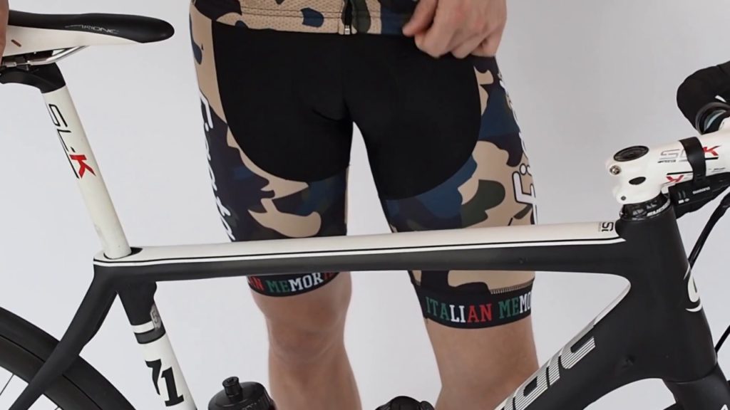 Camo Cycling Kit by Figata Ciclismo